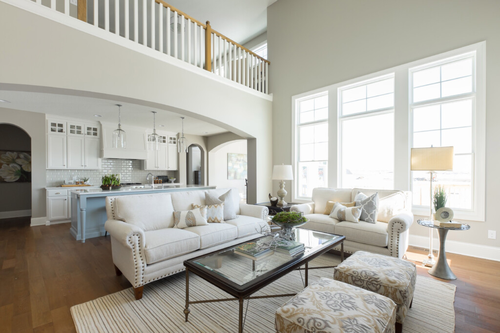 Open Floor Plan With 2 story Vaulted Great Room Opening Up To Kitchen  - 2 Story House Plans With 2 Story Great Room