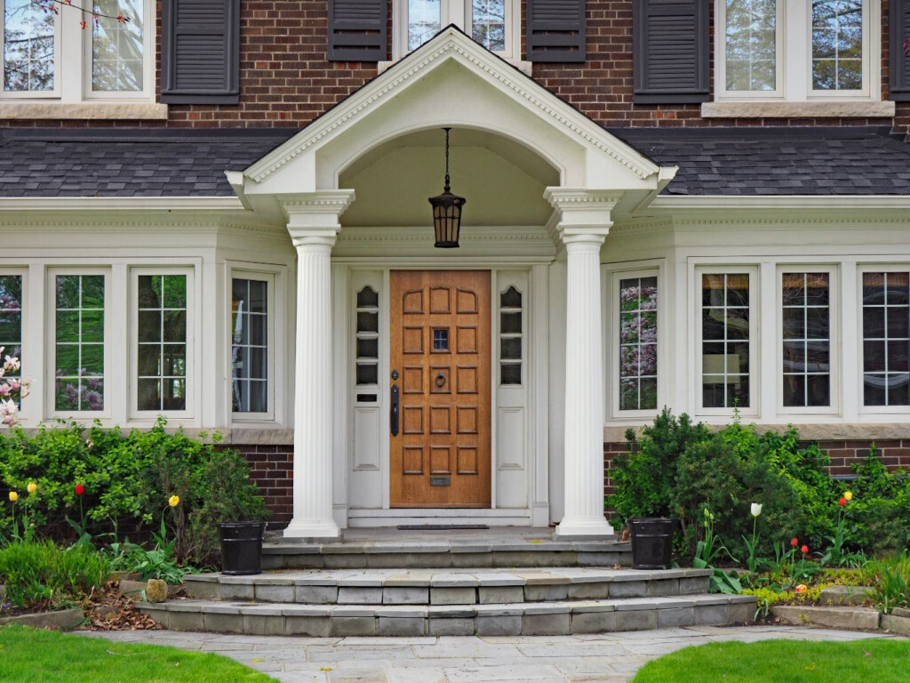 Pillar Design In Home Front To Make A Style Statement - 2 Story House Plans With Pillars